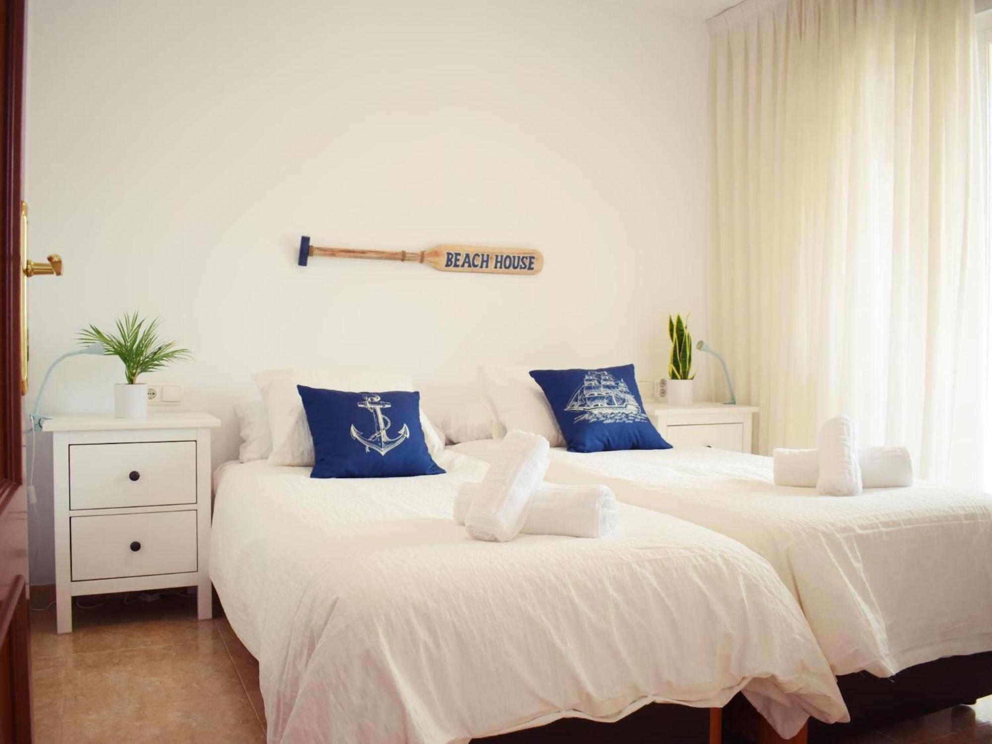 Appartement Luminoso De 3 A Pie De Playa En *