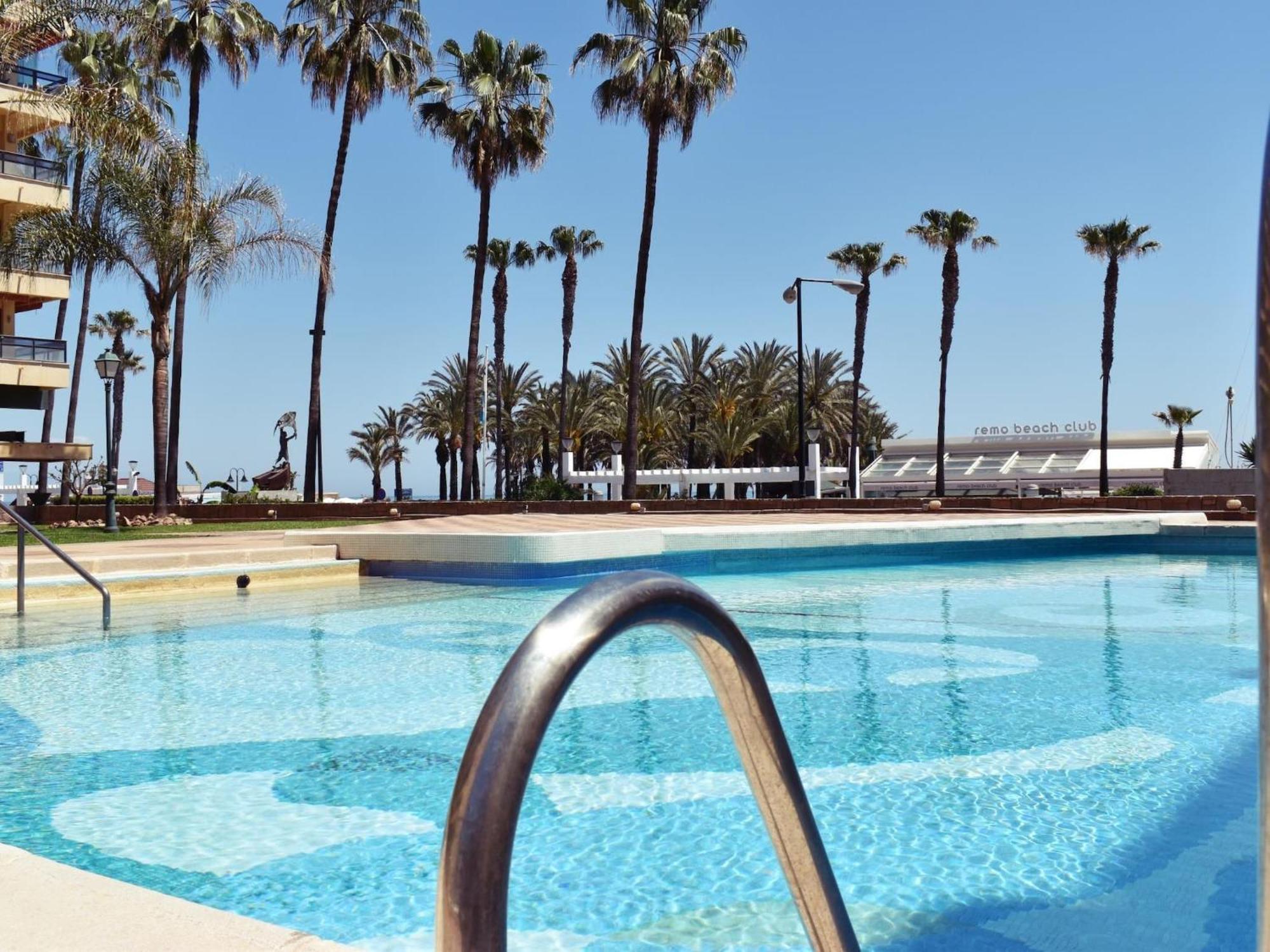 Appartement Luminoso De 3 A Pie De Playa En Torremolinos
